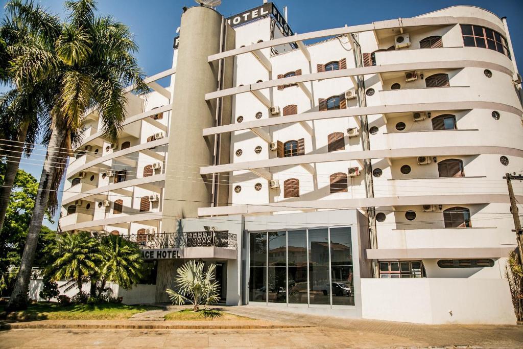 Piloes Palace Hotel Mineiros Экстерьер фото
