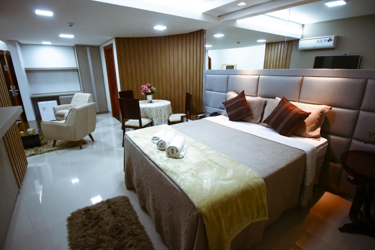 Piloes Palace Hotel Mineiros Экстерьер фото